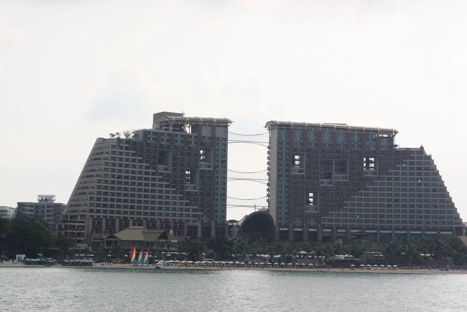 AVANI Spa, Hilton eforea & Centara hotel spas, Pattaya
