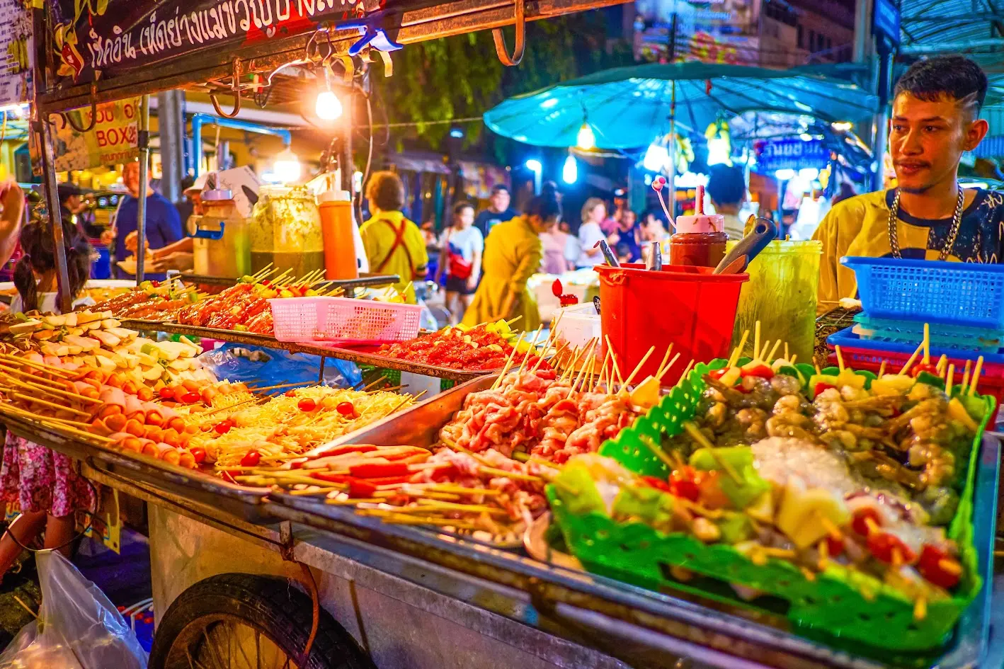 Lan Po Fishing Pier Night Market, Pattaya