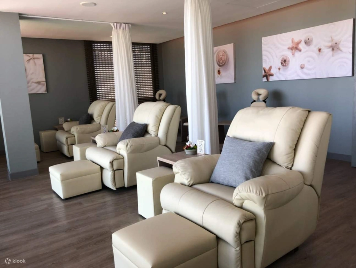 Aromatherapy treatment at Let's Relax Spa Pattaya Beach Front
