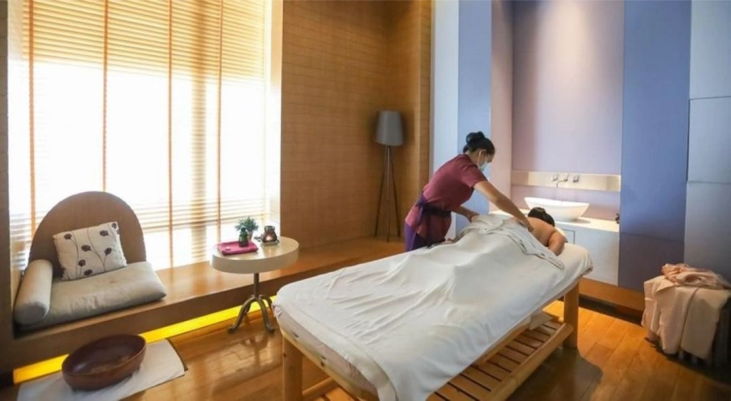 Aromatherapy treatment at Tea Tree Spa Pattaya